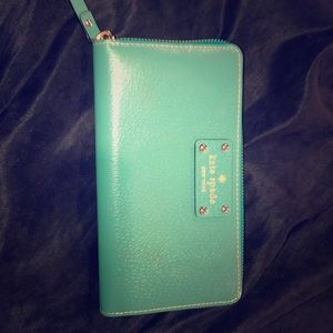 Kate Spade New York wallet
